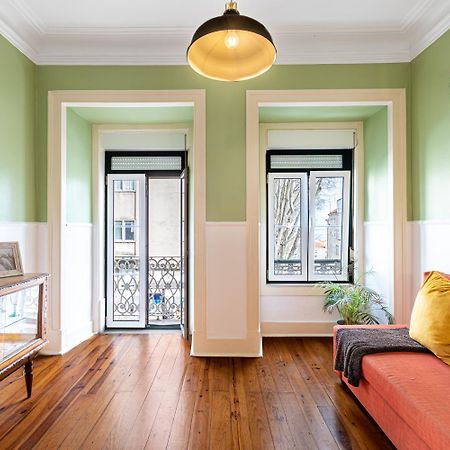 Spacious Apartment With Terrace At Graca Lisbon Bagian luar foto