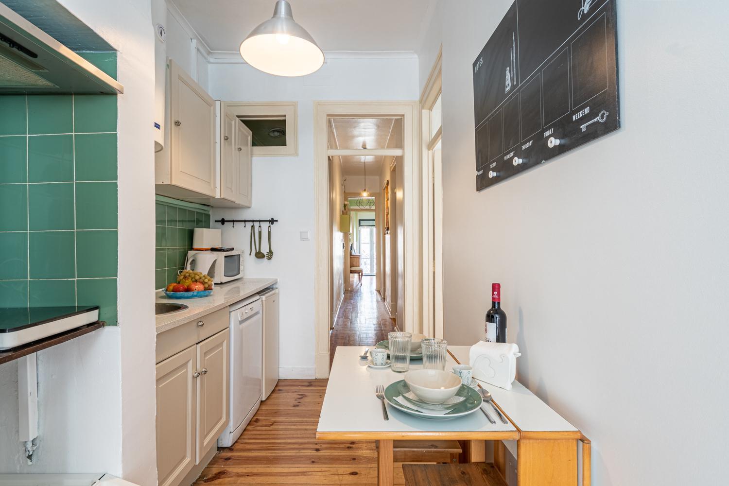Spacious Apartment With Terrace At Graca Lisbon Bagian luar foto
